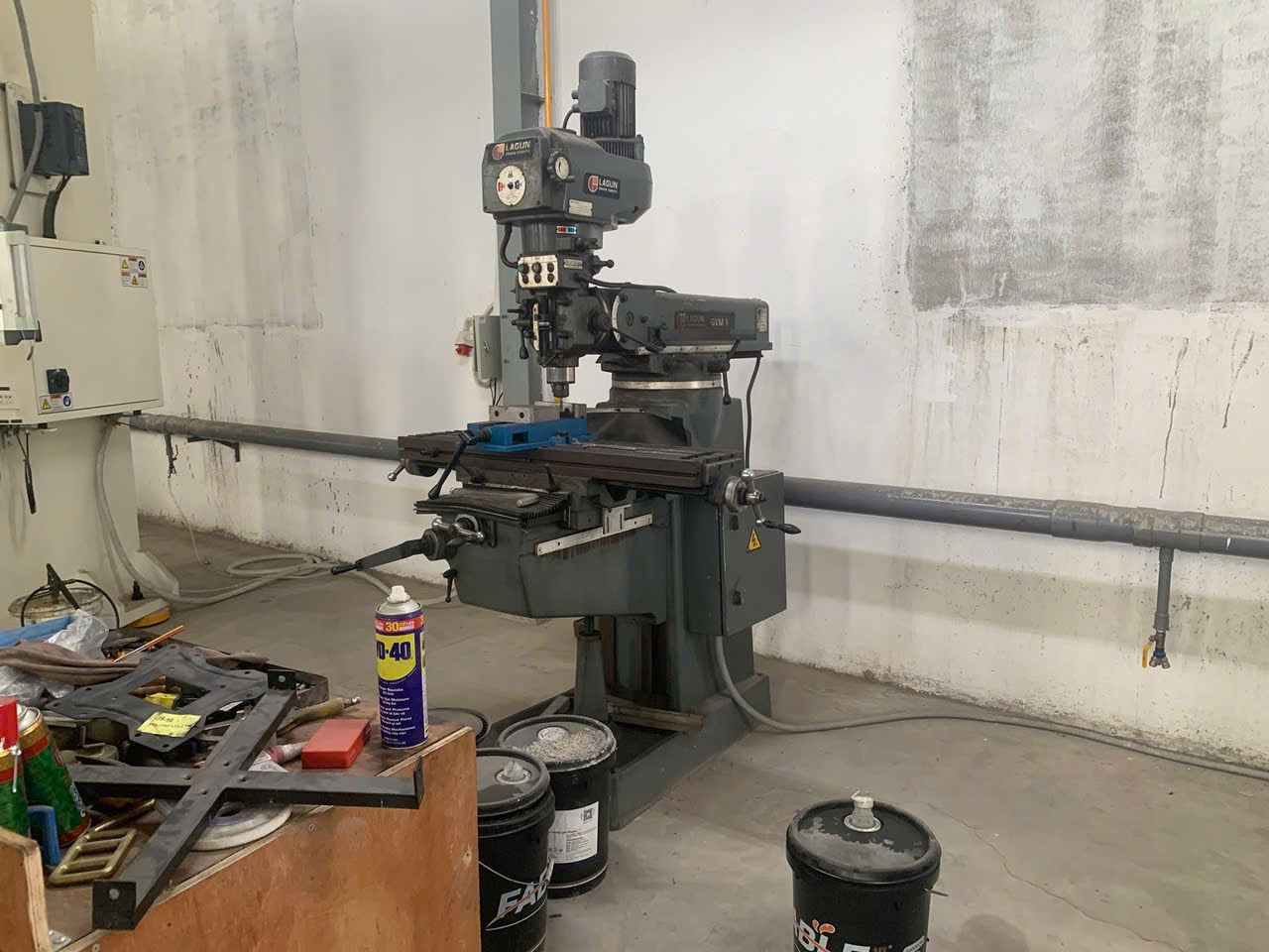 Milling machine
